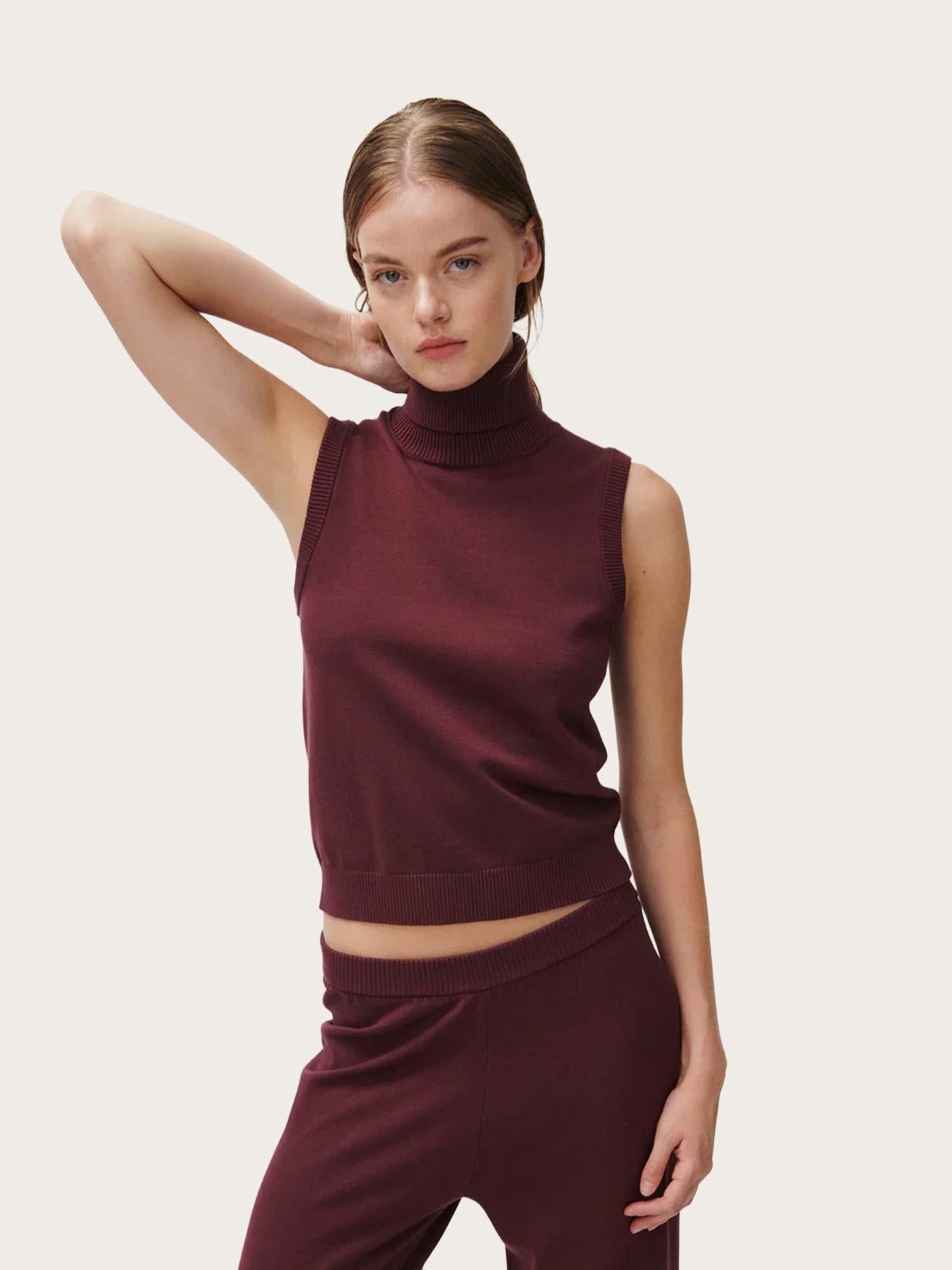 2ND Emerald Vest - Catawba Grape