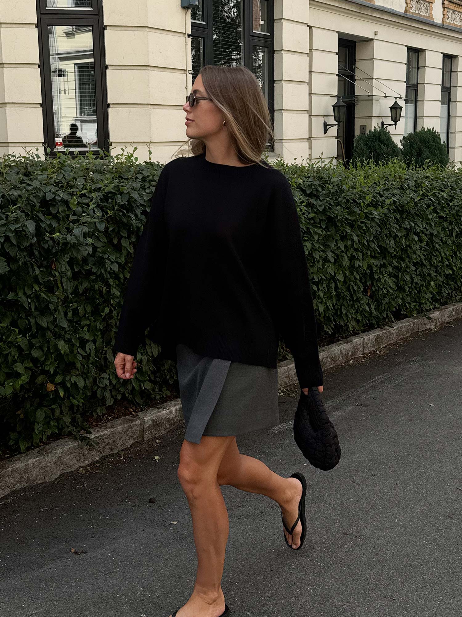 Serge Roundneck Sweater - Black