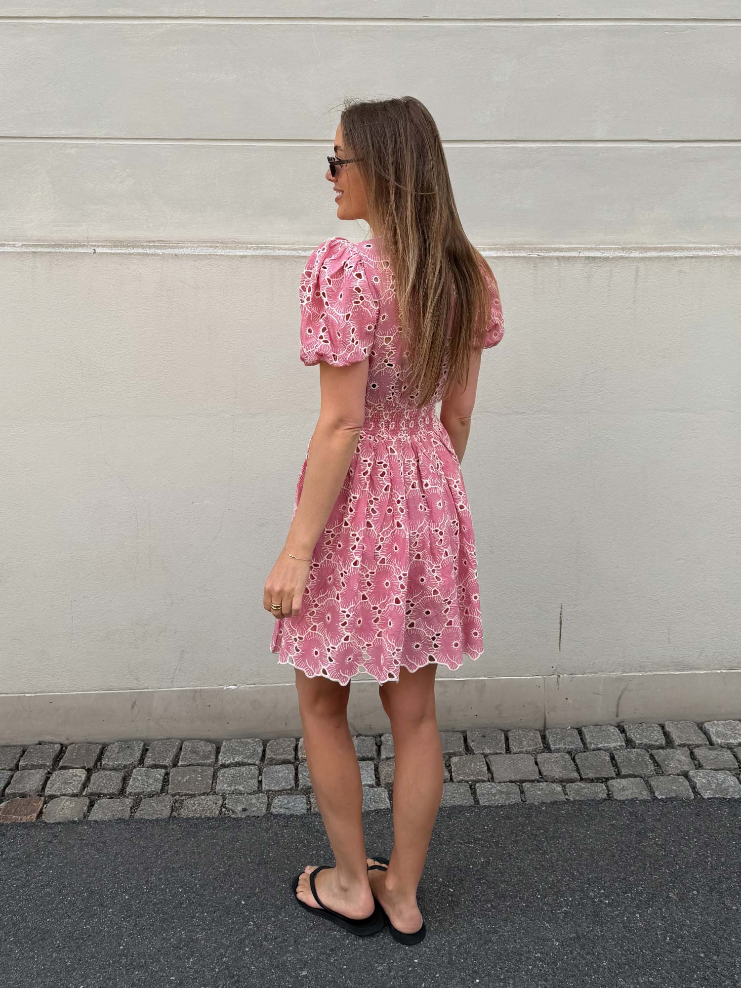Borderie Anglaise Puffed Dress - Rose Pink