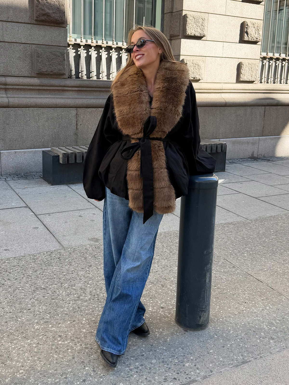 Faux Fur Collar Jacket - Black