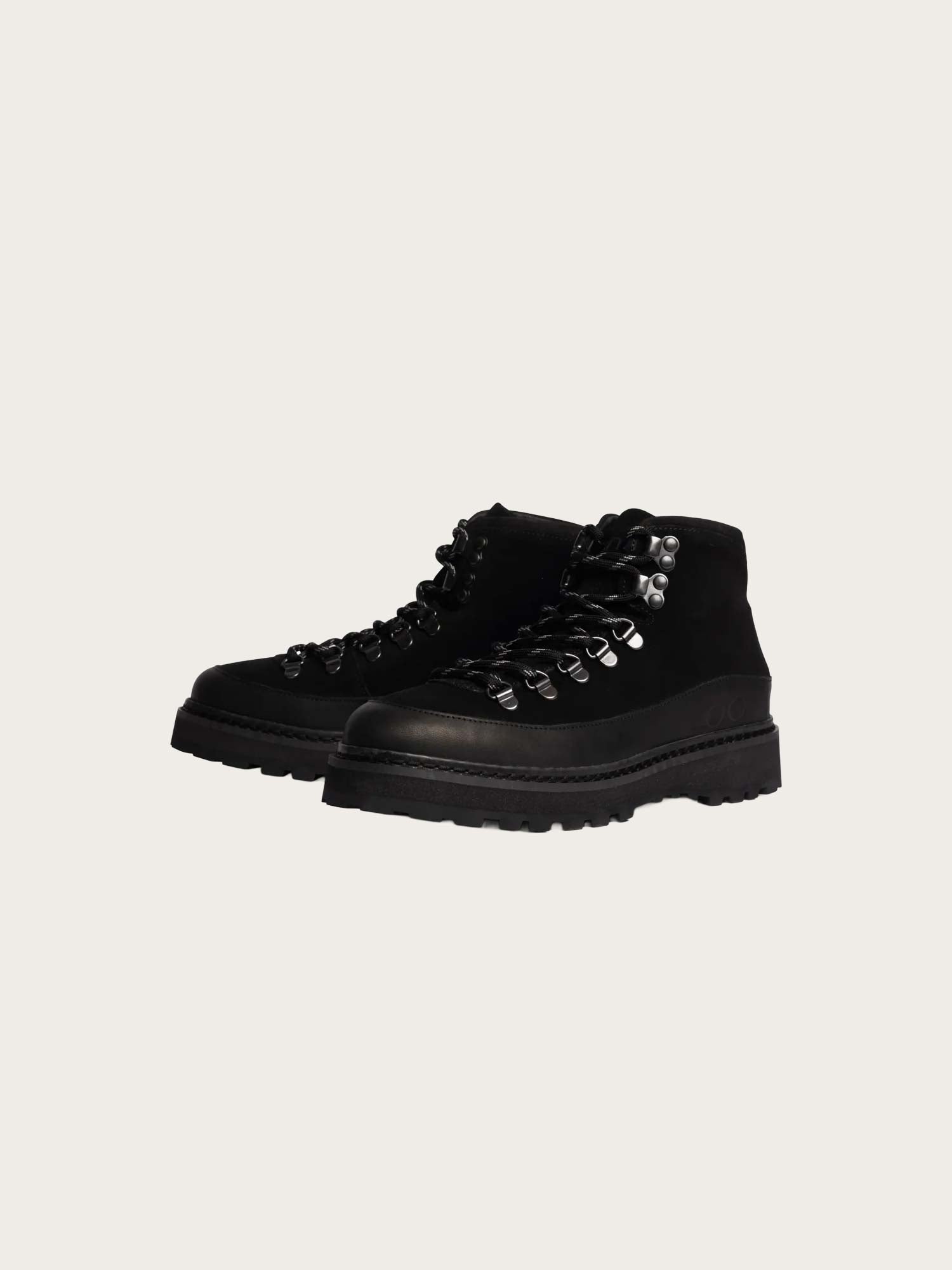 Hiking Core Cap Suede - Black