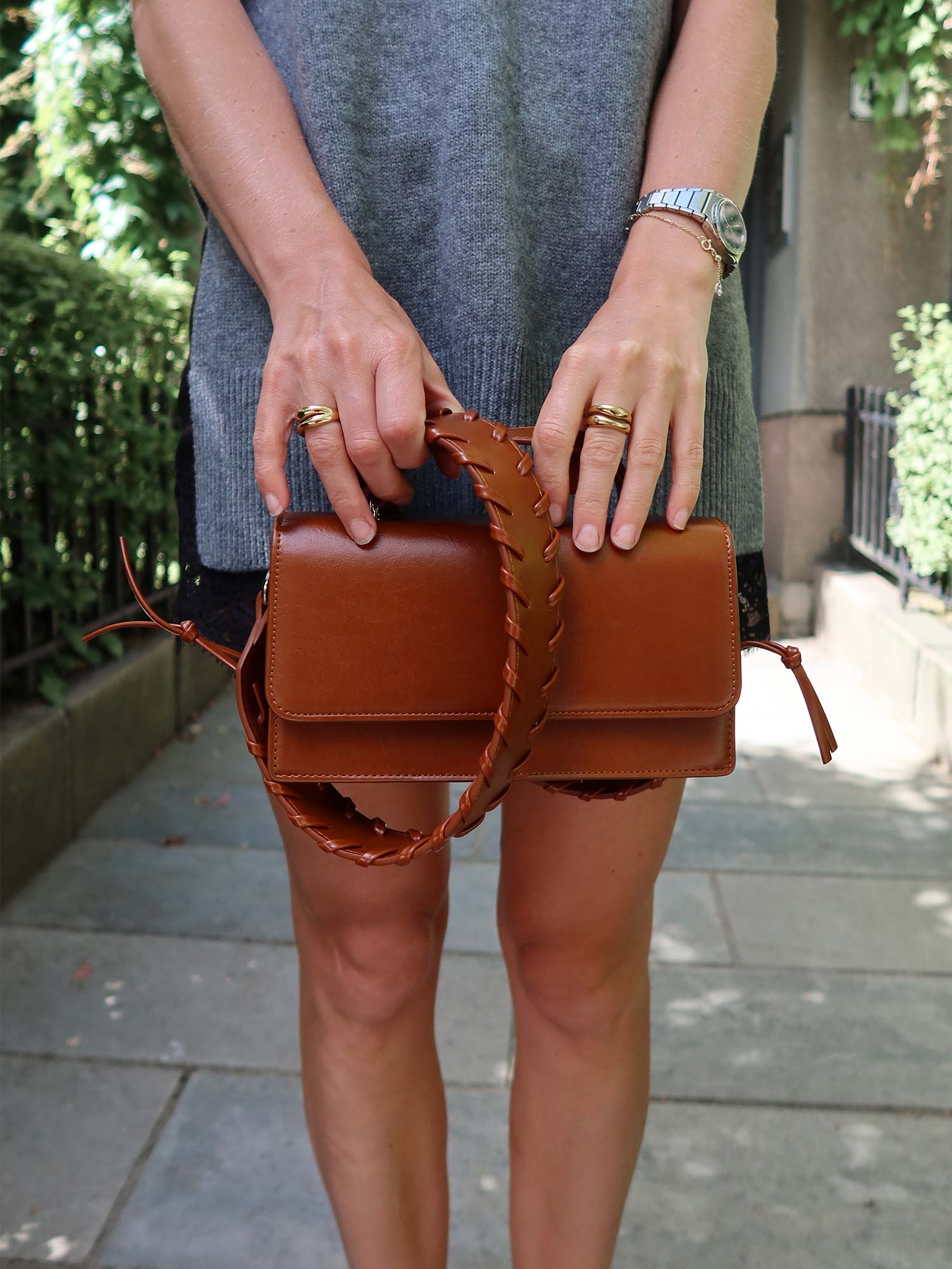 Aria Glossy Structure - Brown Amber