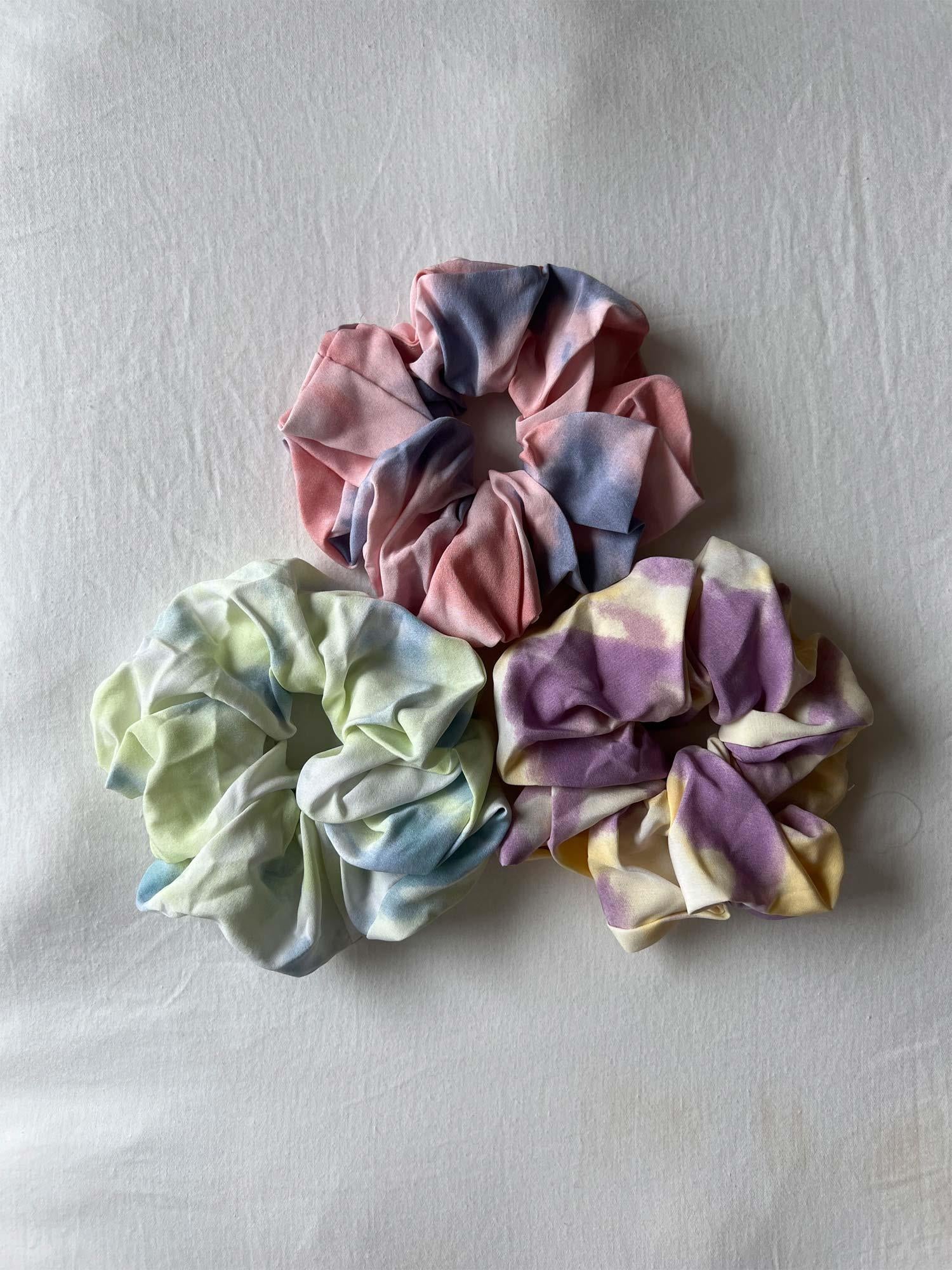 Rory Scrunchie - Yellow/Purple