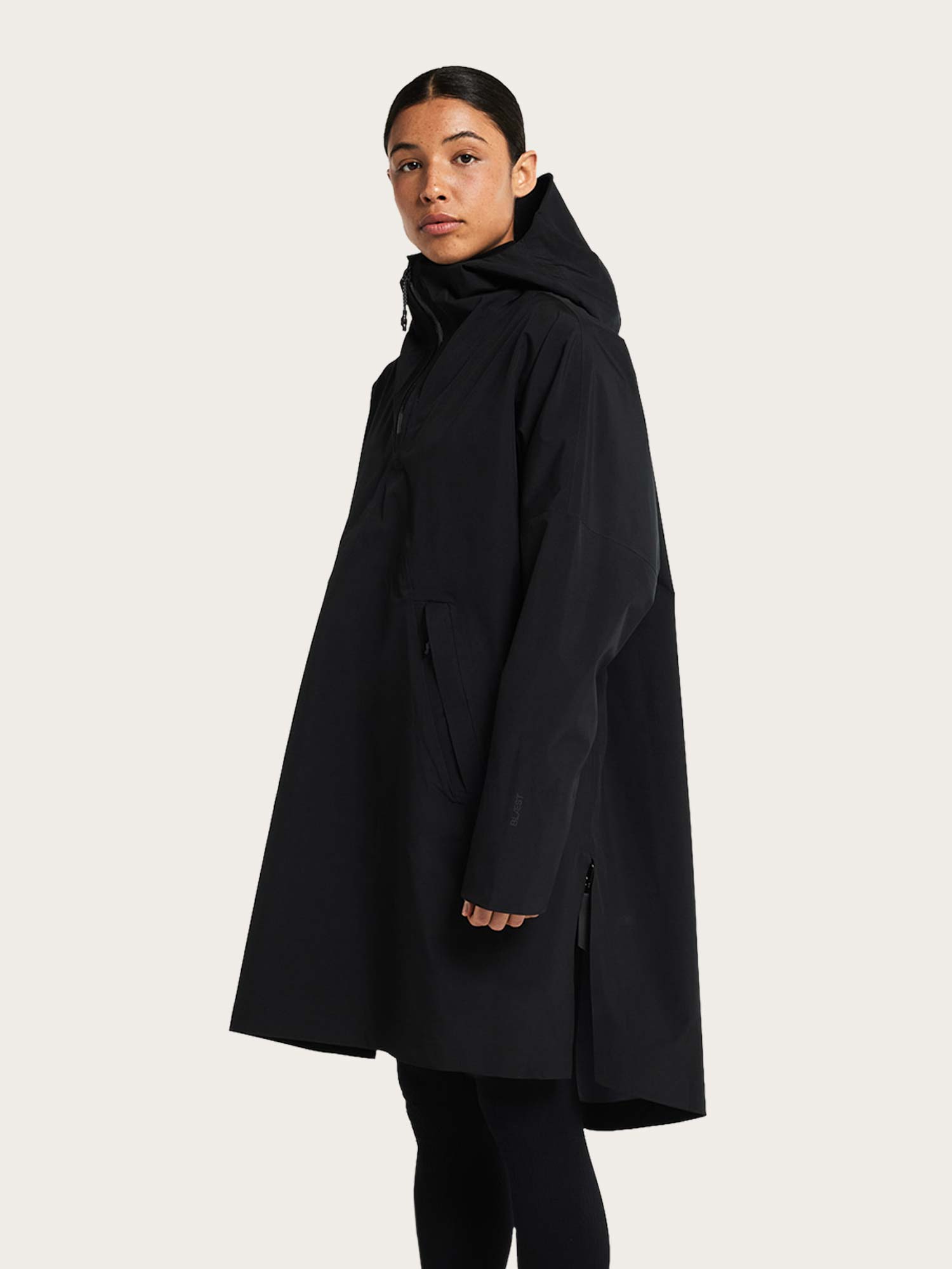 Aalesund Poncho - Black