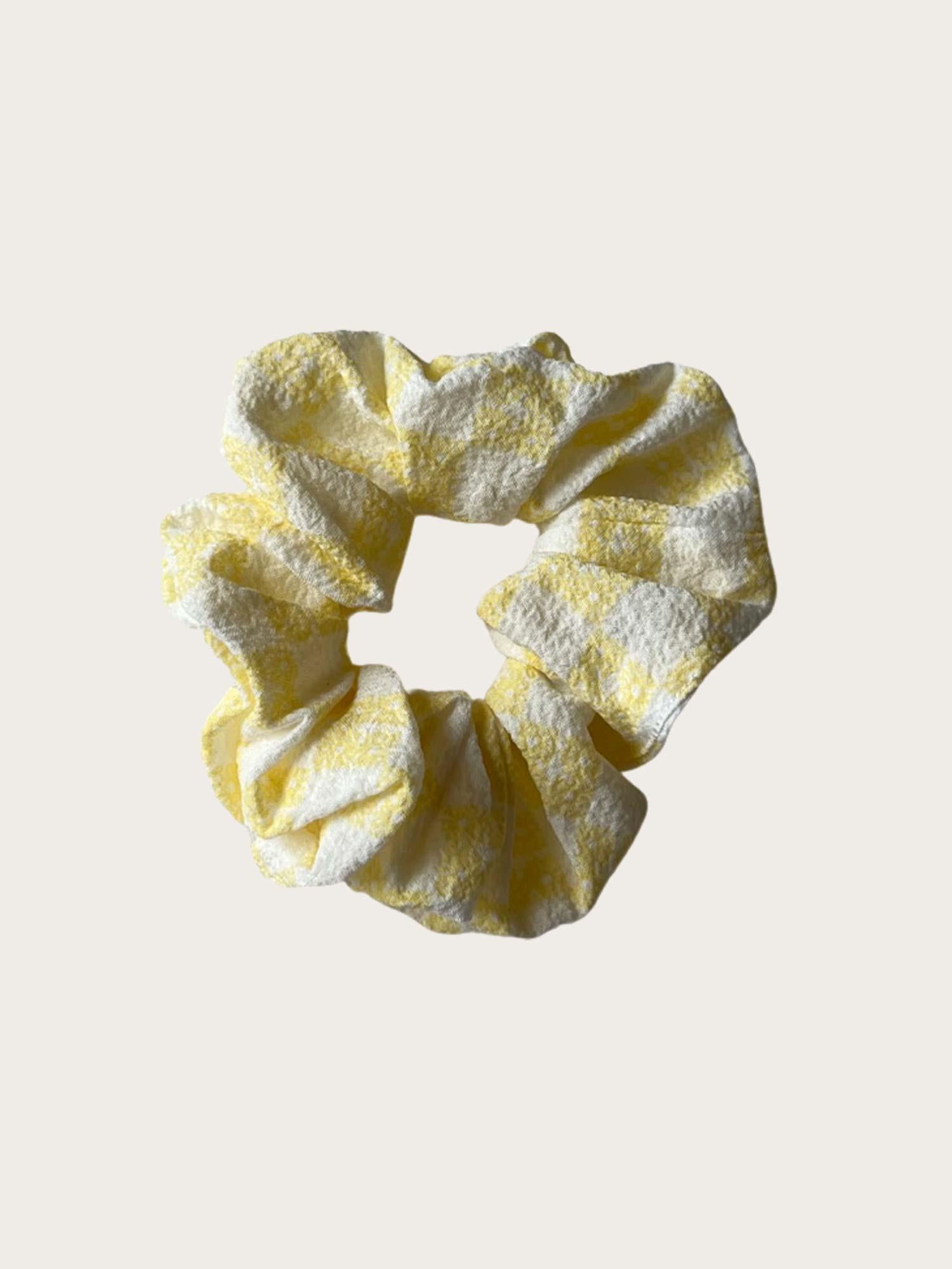 Live Scrunchie - Pastel Yellow